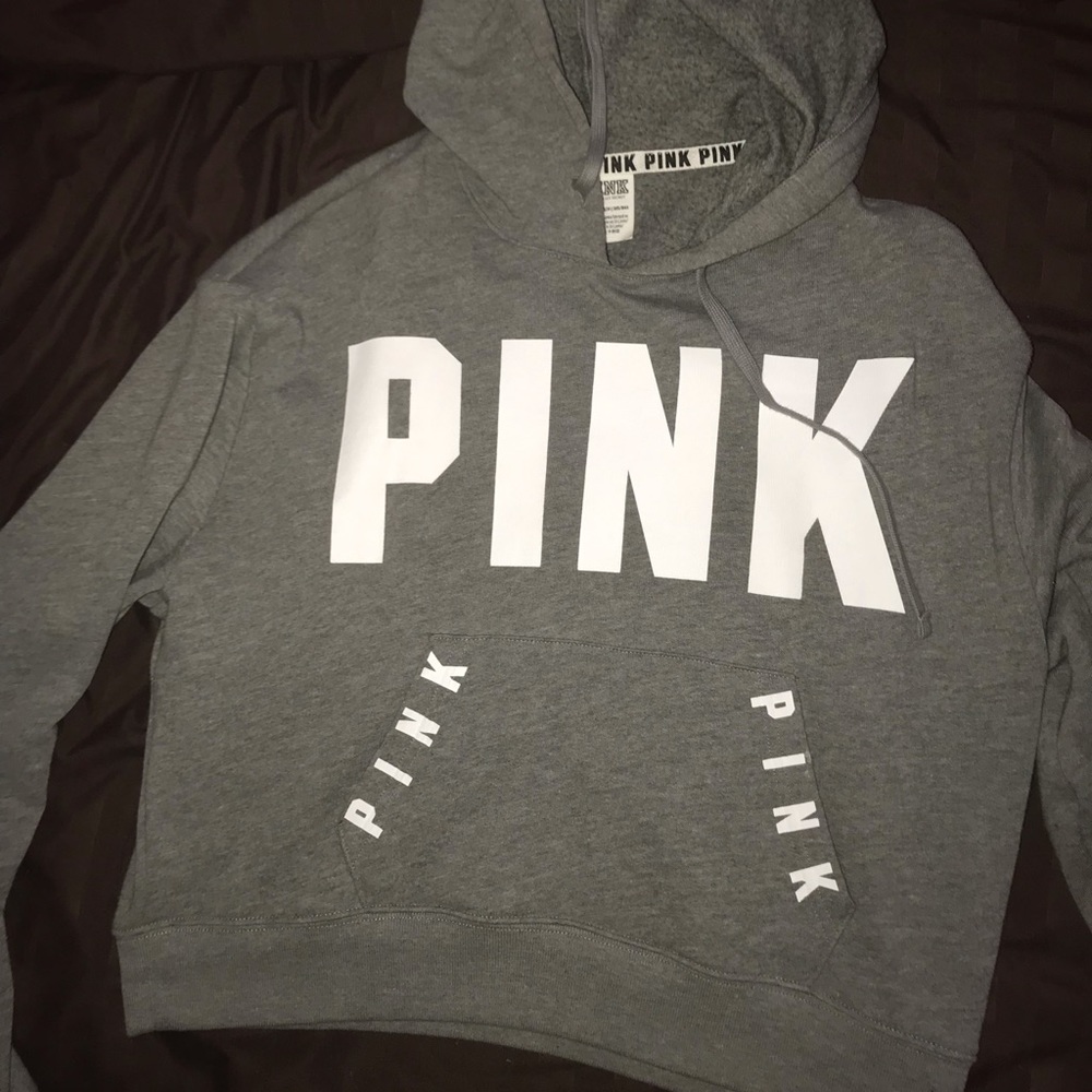 CROPPED VICTORIA SECRET HOODIE